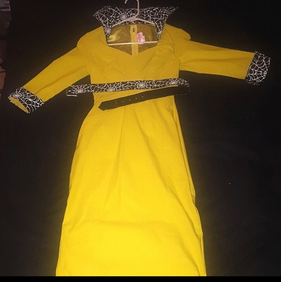 Lorelei pinup couture spiderweb dress. Belt included. Pinup girl clothing - Picture 4 of 11